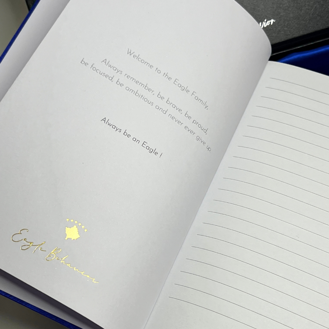 Carnet de luxe “Dardan” – Satin Bleu Royal & Carte Dorée du Kosovo | Identité Noble